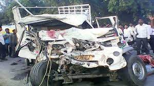 dhar, Madhya Pradesh, Tanker collides , pickup, 6 dead, 20 injured