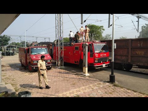khandwa, Big accident, averted, Bagmar railway station, two wagons loaded 