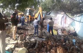 Indore, Municipal Corporation, demolishes illegal construction, drug dealers
