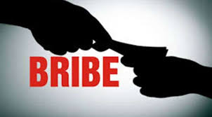 Panna, Doctor arrested ,taking bribe, four thousand,operation