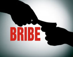 Ujjain, Block Co-ordinator ,arrested taking bribe , increase contract