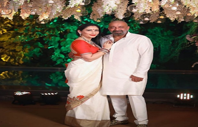 mumbai, Sanjay Dutt and Manyata Dutt, congratulate each ,completion of 12 years of marriage