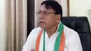 bhopal, Former minister, tightened, BJP