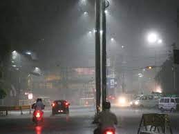 Bhopal, Strong humidity, throughout the day, rains in the night