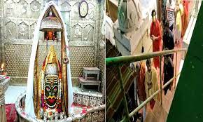 ujjain, Uproar in Mahakal temple ,due to Kailash Vijayvargiya, delay in aarti