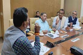 bhopal,Officials priority,safety of dams, Minister Silavat