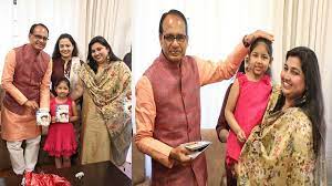 bhopal,The book written, five-year-old girl, released by Chief Minister