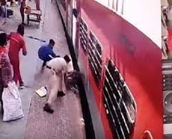 sagar, Passenger slipped ,while boarding the train