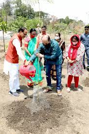 bhopal, CM Shivraj planted , plants in Smart Garden