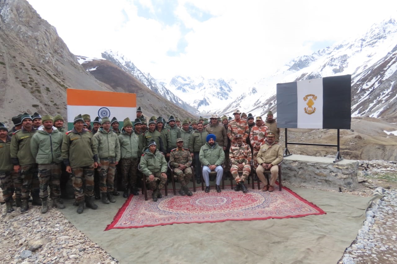 राज्यपाल गुरमीत सिंह ने किया सीमावर्ती इलाकों का दौरा