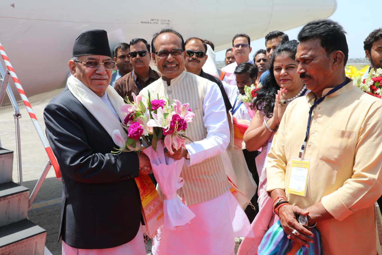 भाव विभोर हुए नेपाल के प्रधानमंत्री प्रचंड