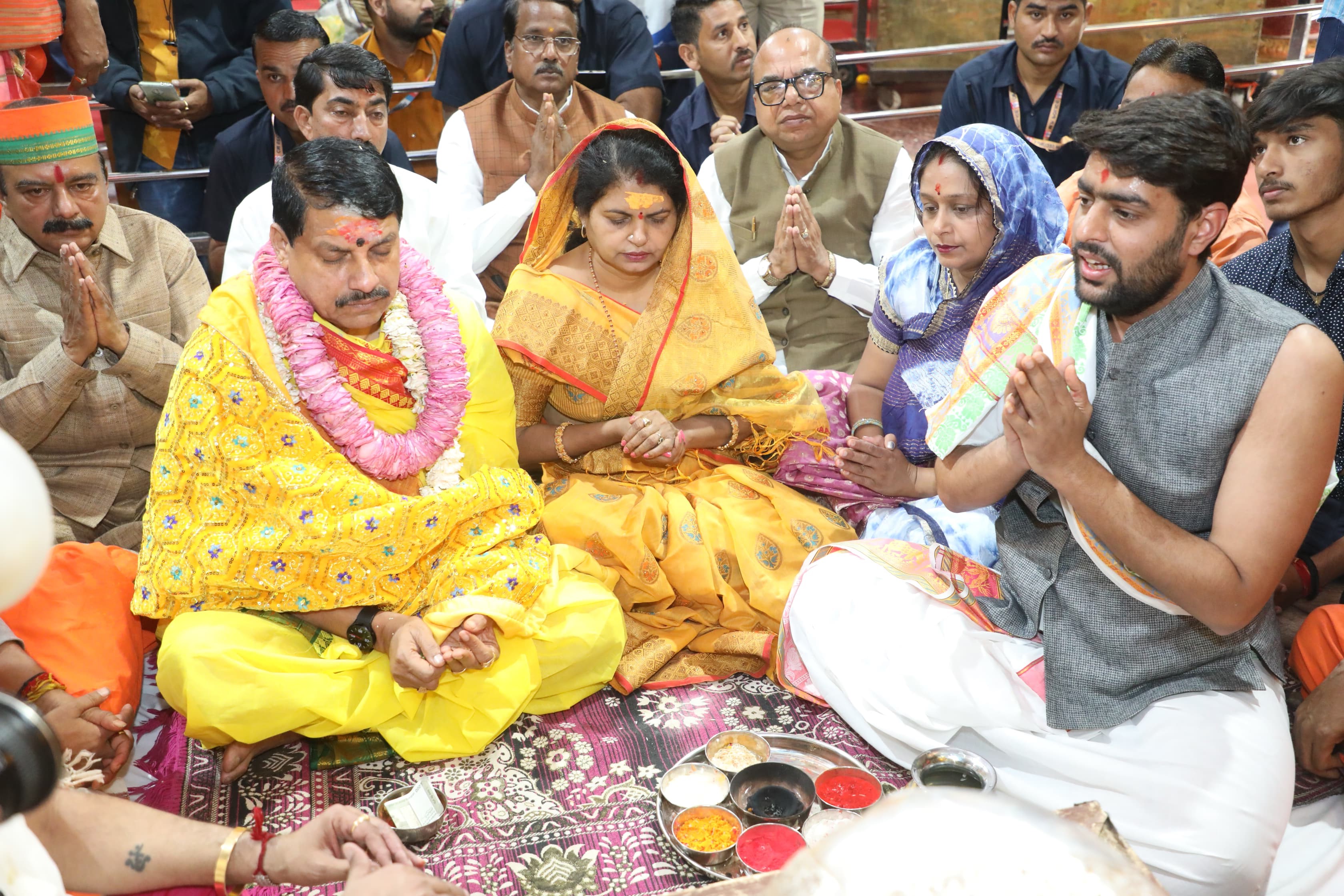 मुख्यमंत्री ने की भगवान श्रीमहाकाल की पूजा अर्चना 