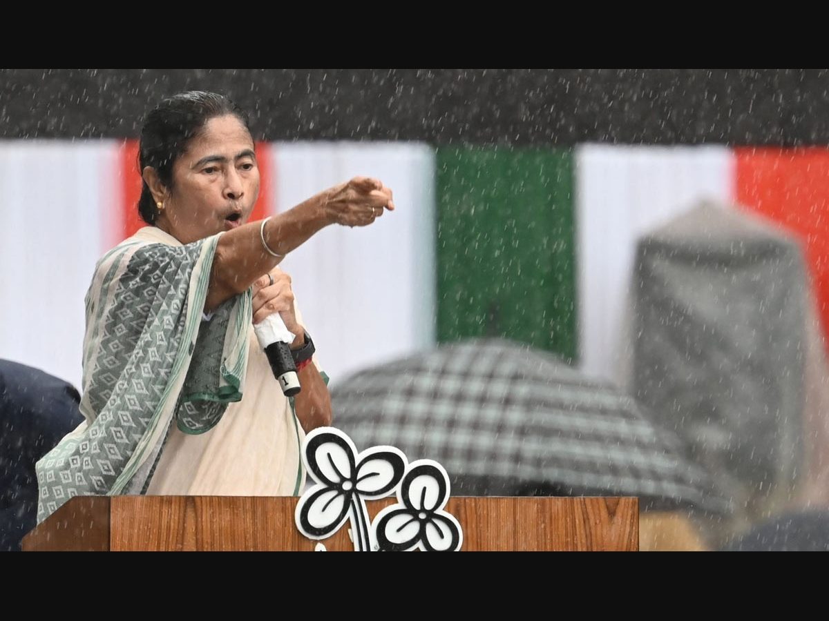 Bangladesh objects to Mamata Banerjee