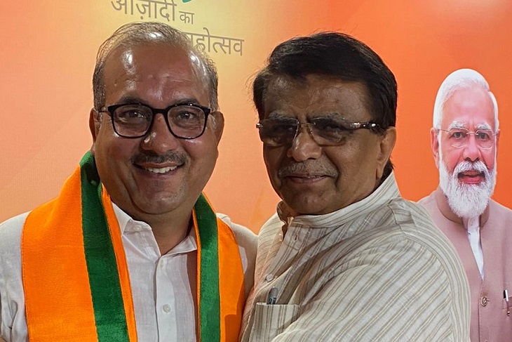 Former minister Babli joins BJP