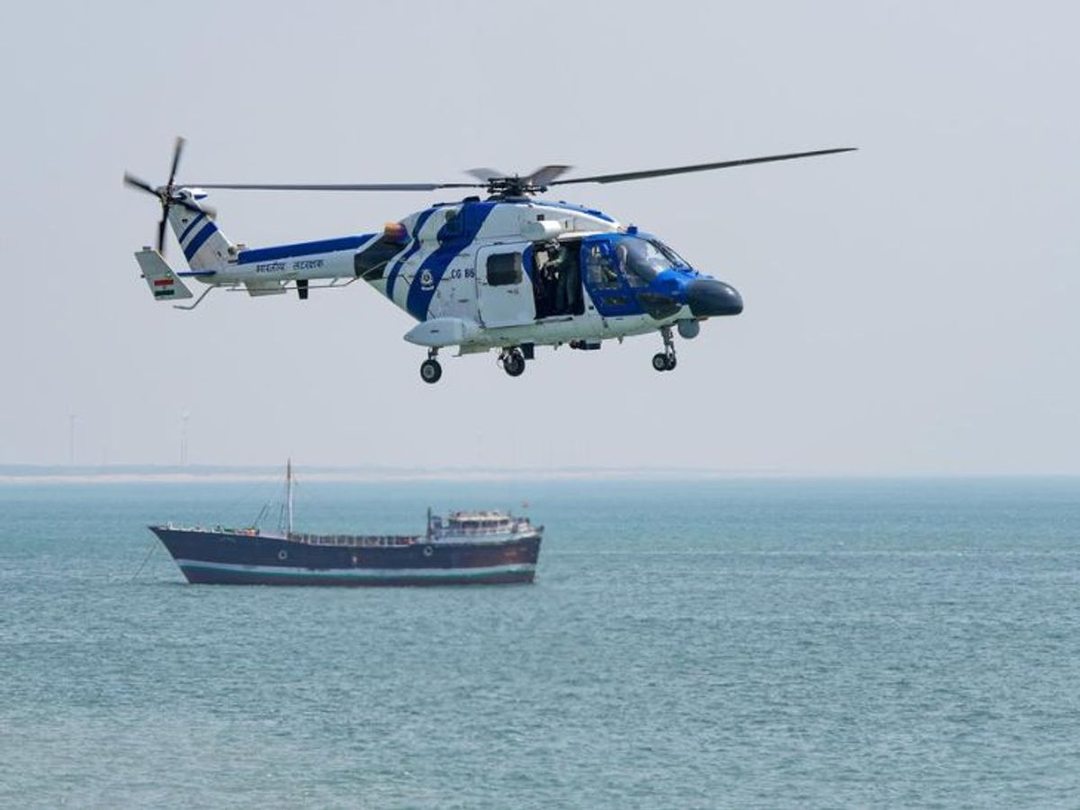 Coast Guard helicopter falls into the sea in Gujarat