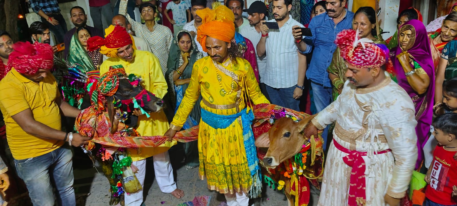 Cow-bull marriage, mehendi