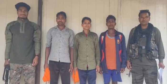narayanpur, Three Naxalites arrested, IED 