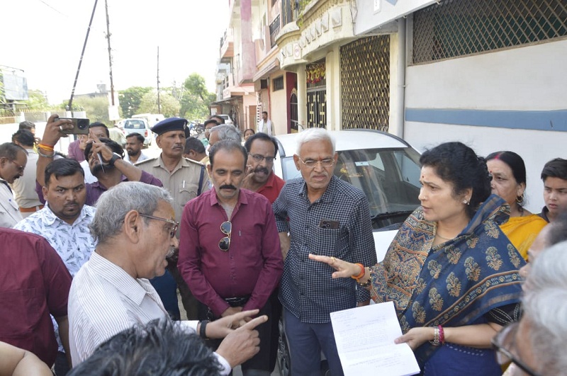 bhopal, Take action ,Minister Krishna Gaur