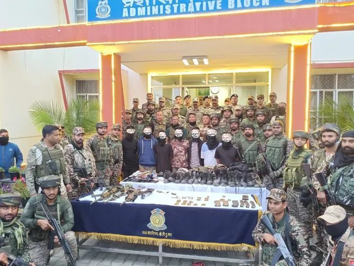 imphal, 8 KCP (PWG) ,cadres arrested  