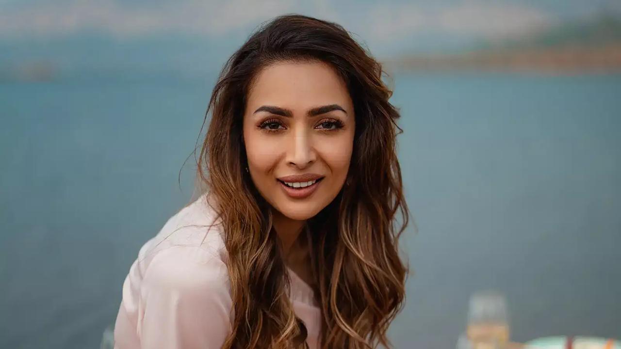 mumbai, Final warning, Malaika  