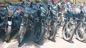 chatarpur,Inter-state vehicle ,theft gang arrested