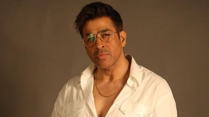 mumbai, Rajat Bedi, anger erupted