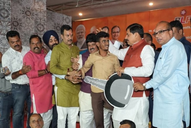 bhopal, Disabled people , Dr. Yadav