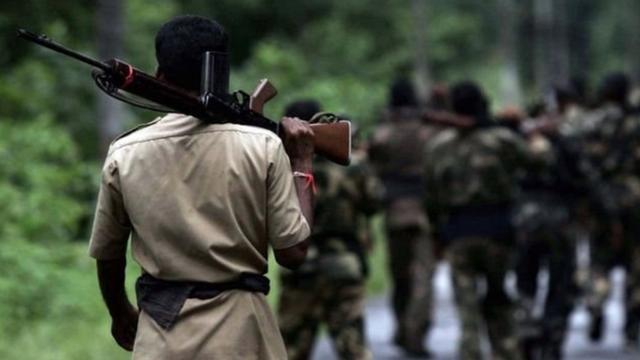mumbai, Naxalite leader Bhupati, carrying a bounty  