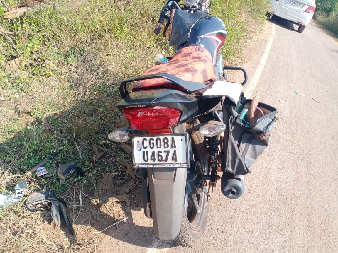 rajnandgaon,  speeding car hit , motorcycle