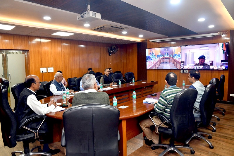 bhopal, DGP conducts ,comprehensive review 