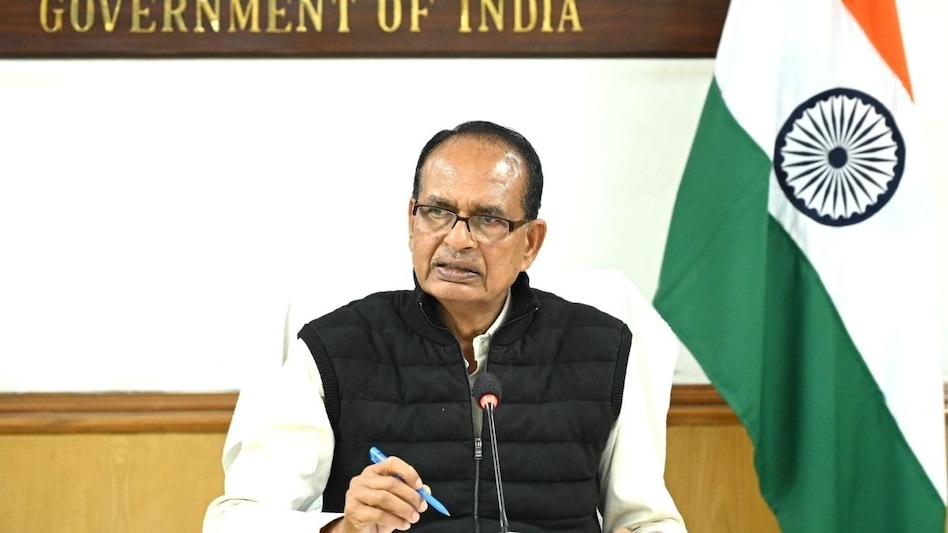 Delhi-Bhopal ,Shivraj Singh Chouhan,security,alert
