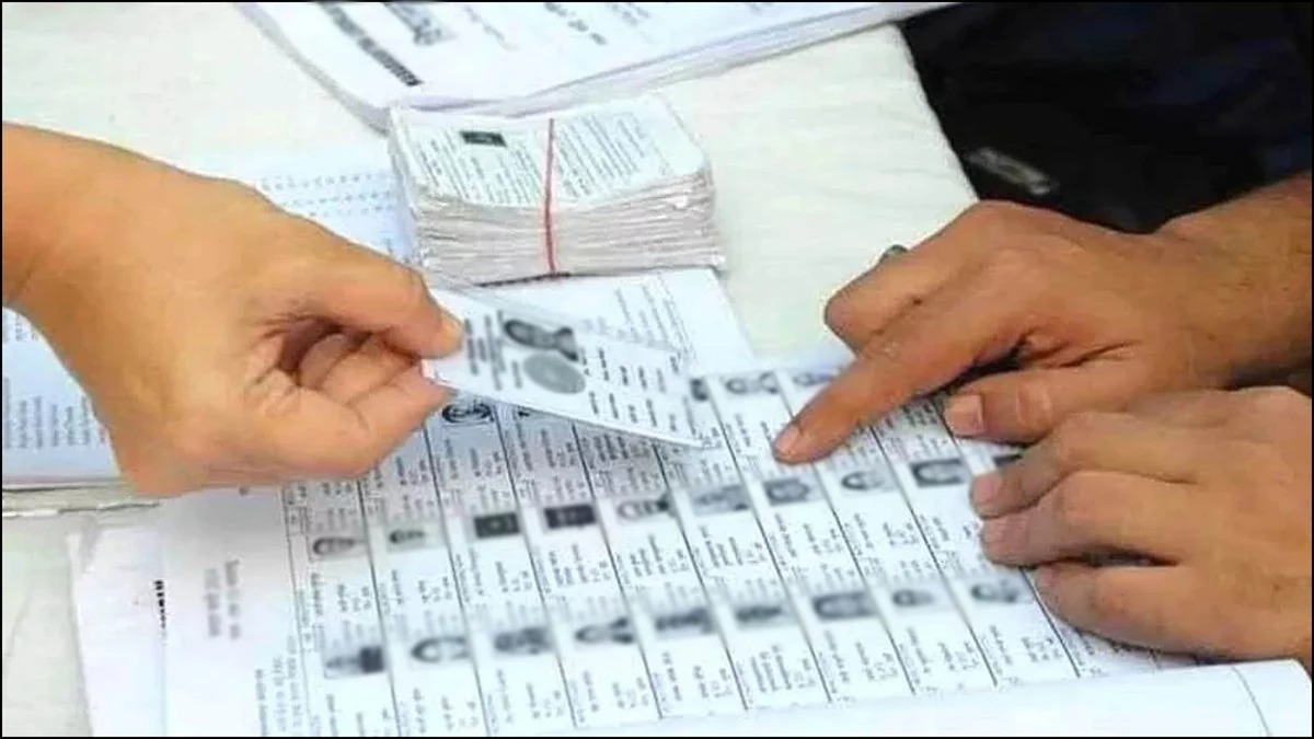   Indore, Election Commission , issues notice ,  5.79 lakh voters