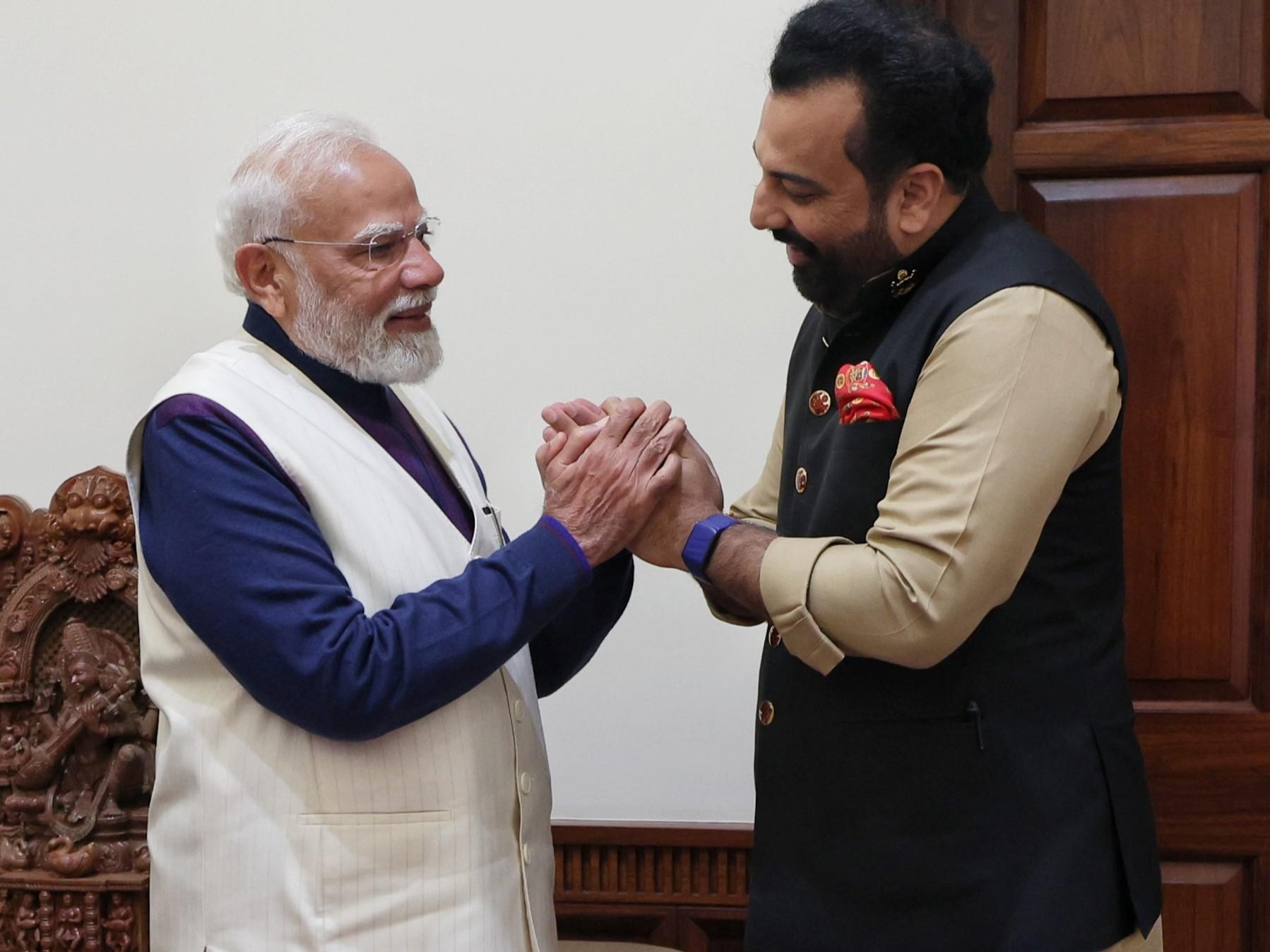 Dr. Lakshyaraj Singh Mewar, PM Modi, important half-hour conversation took place