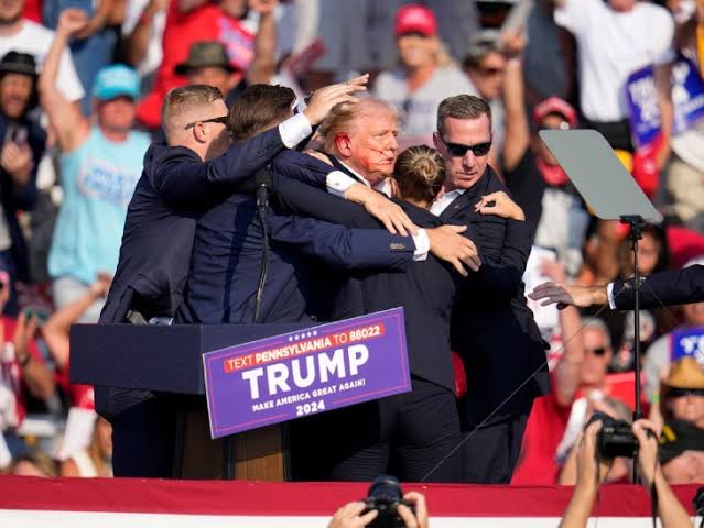 attack,  Trump: Secret Service failed , hear 102 radio alerts.