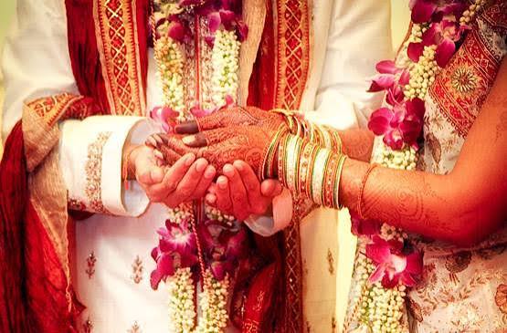 Love marriage ends, 90 days,man hangs 