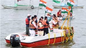 spectacular sight o, Floating Tricolour Yatra