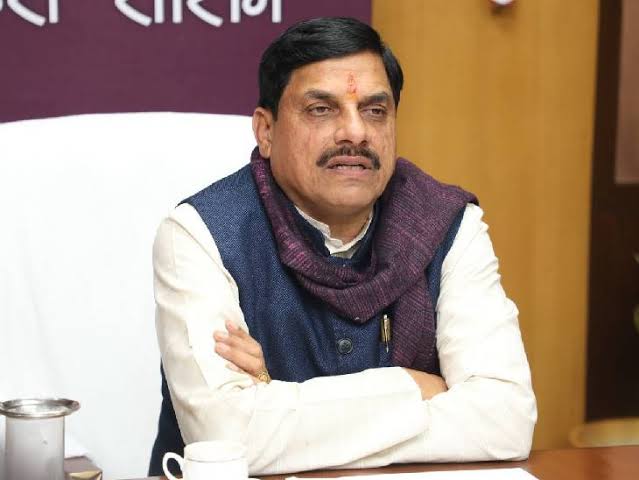 Chief Ministers , UP and MP , border security, water projects.